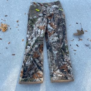 Cabela’s kids insulated camo pants